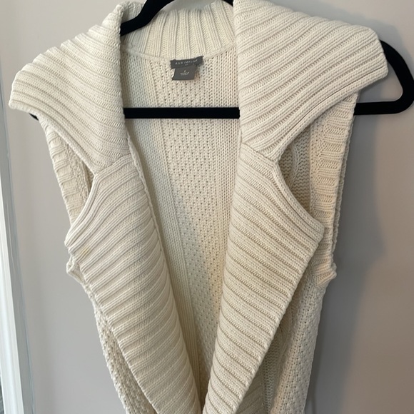 Ann Taylor Sweater Size Small - Picture 5 of 8